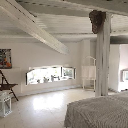 Вилла Mansarda Al Mare Римини Экстерьер фото